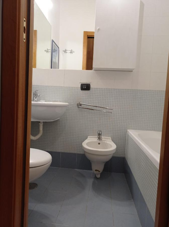 Apartamento L'Entresol Liberta Bari Exterior foto